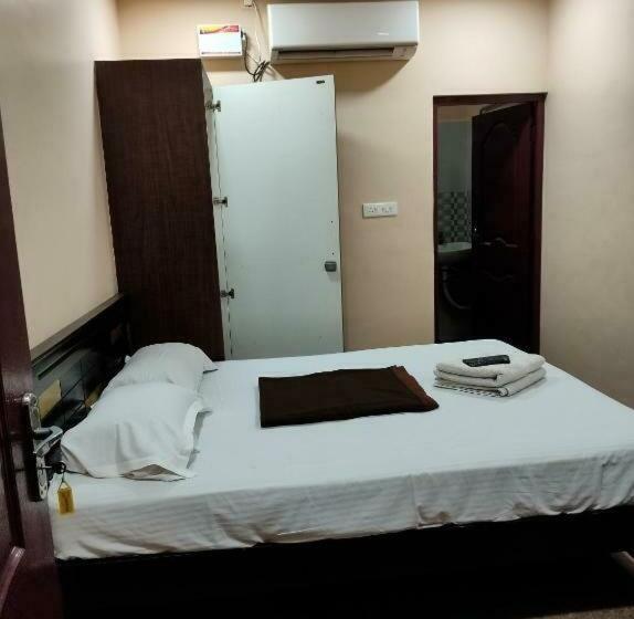 Dream Stay Guest House Pondicherry Exterior foto
